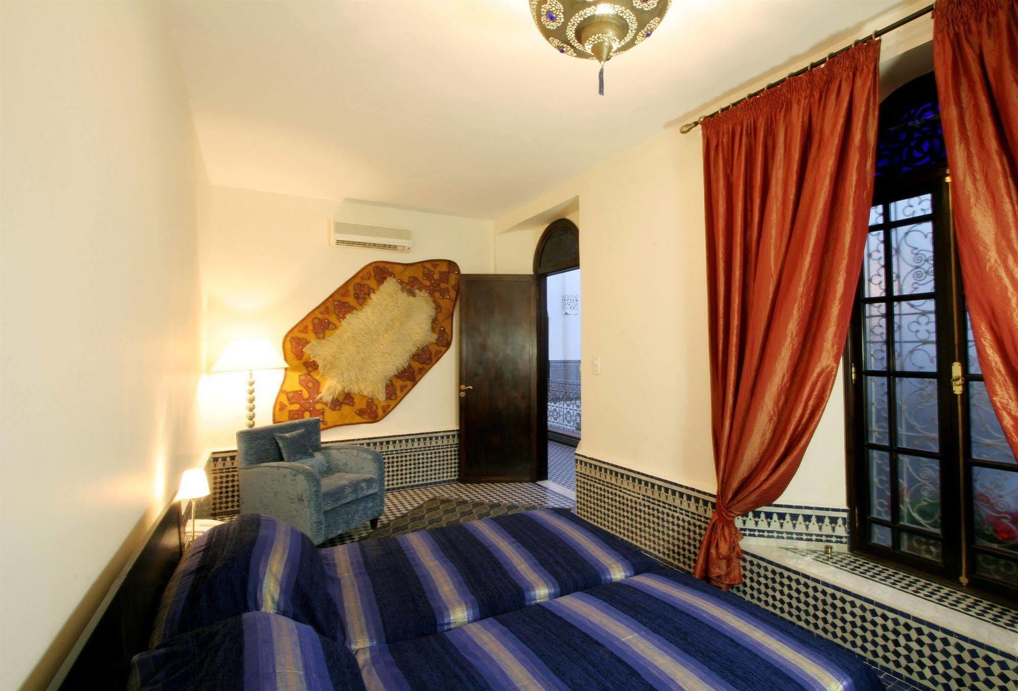 Riad Misbah Fez Bagian luar foto