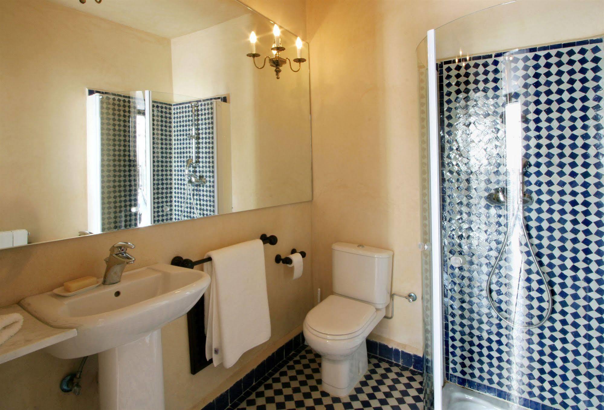 Riad Misbah Fez Bagian luar foto